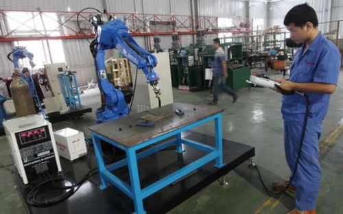 從保安到普工 一道看不見(jiàn)的門(mén)檻與老保安的辛酸獨(dú)白